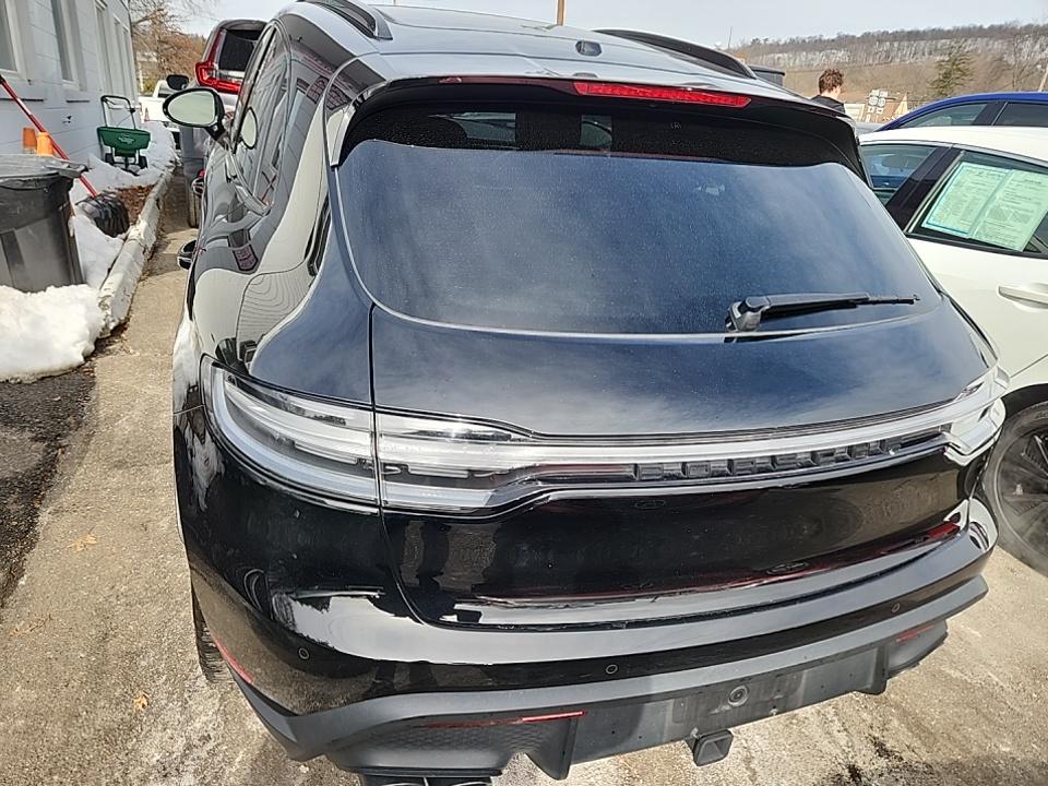 2023 Porsche Macan Base AWD