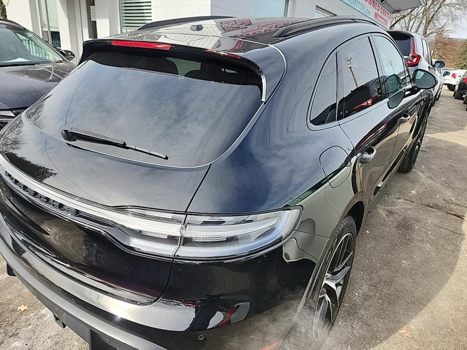 2023 Porsche Macan Base AWD