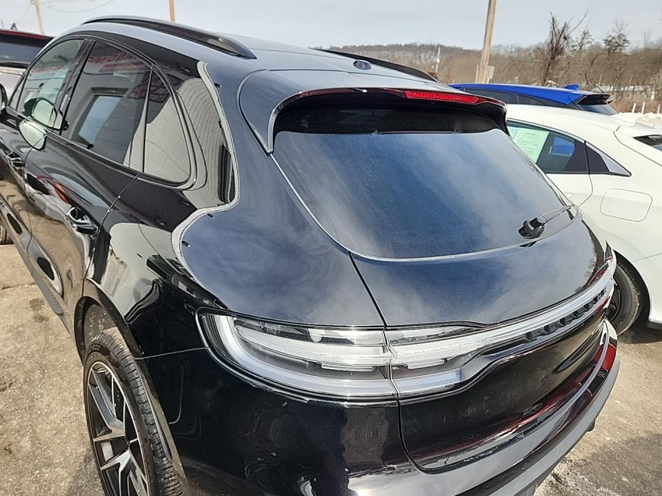 2023 Porsche Macan Base AWD