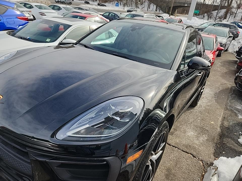 2023 Porsche Macan Base AWD