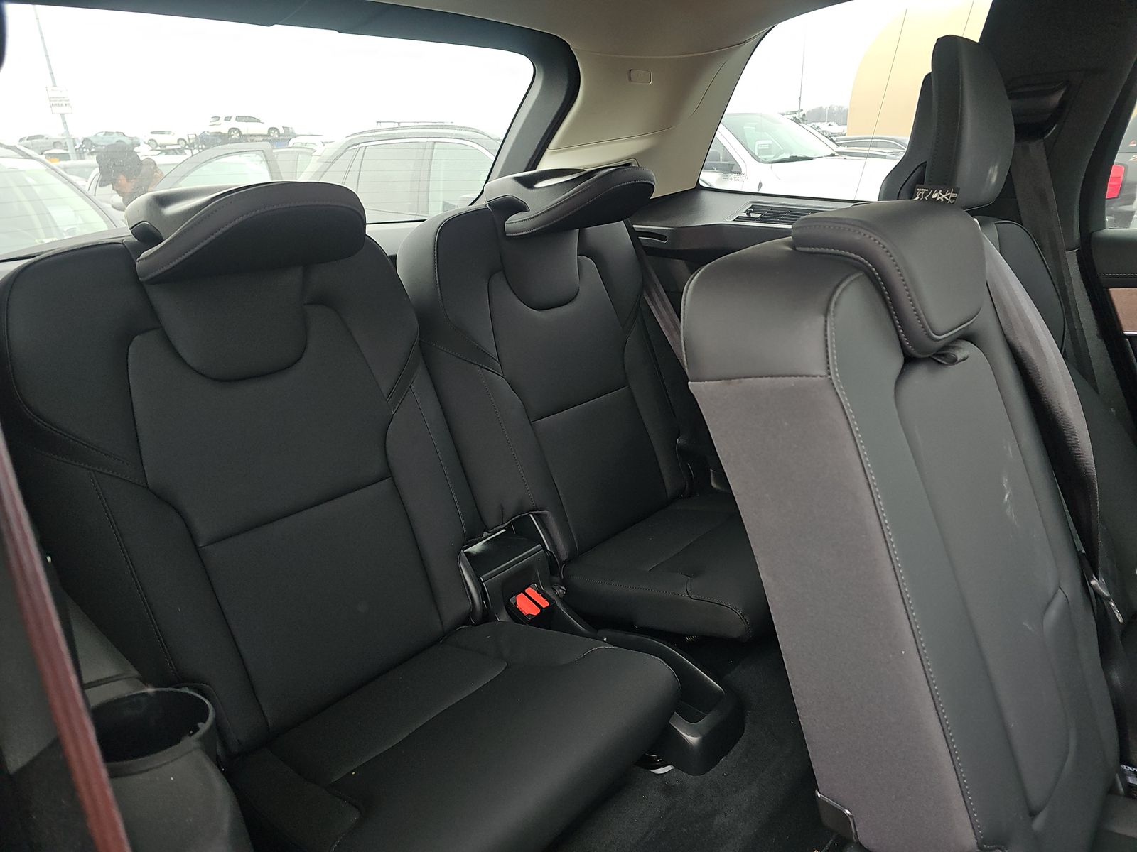 2025 Volvo XC90 B5 Plus AWD