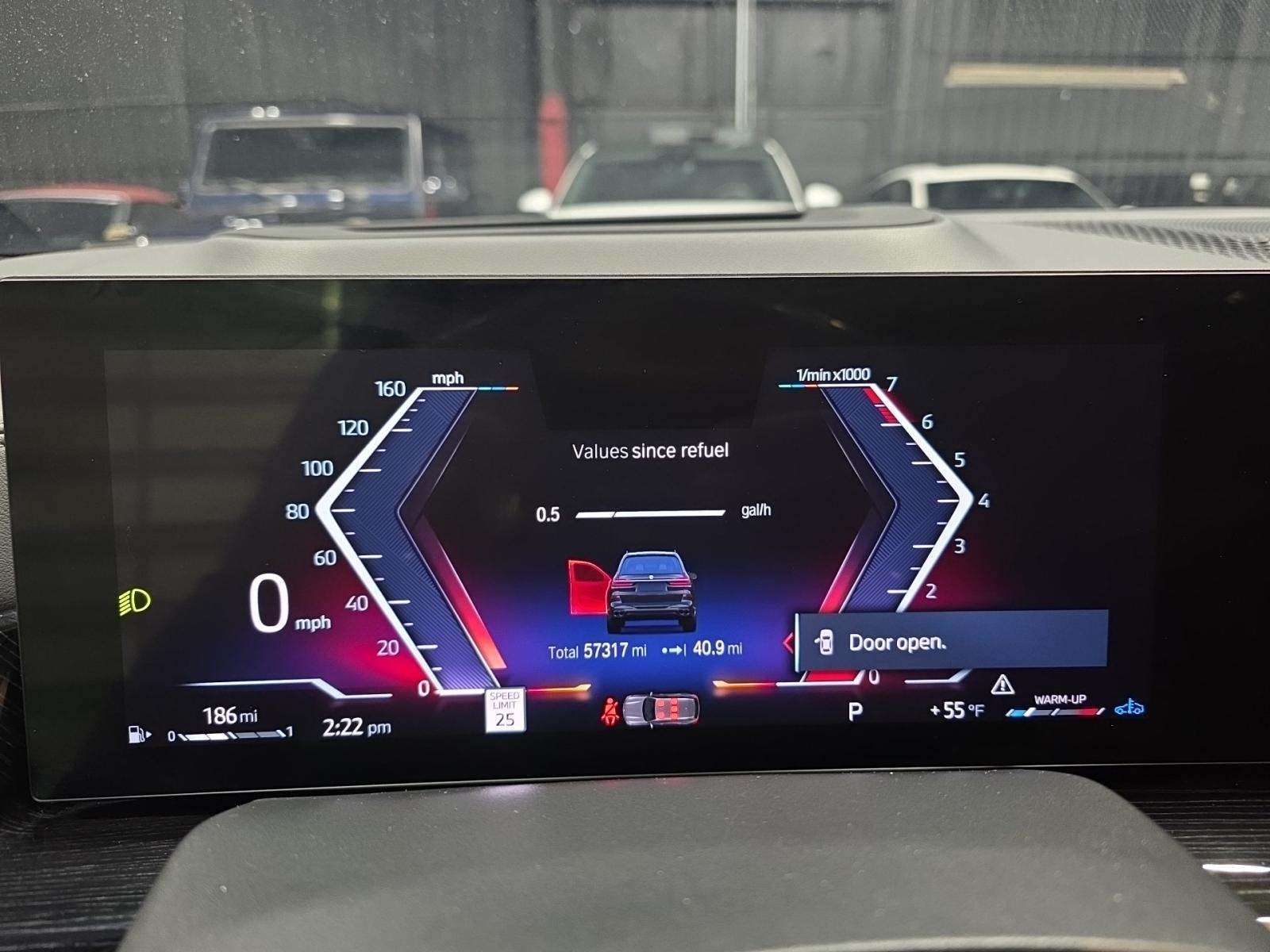 2023 BMW X7 M60i AWD