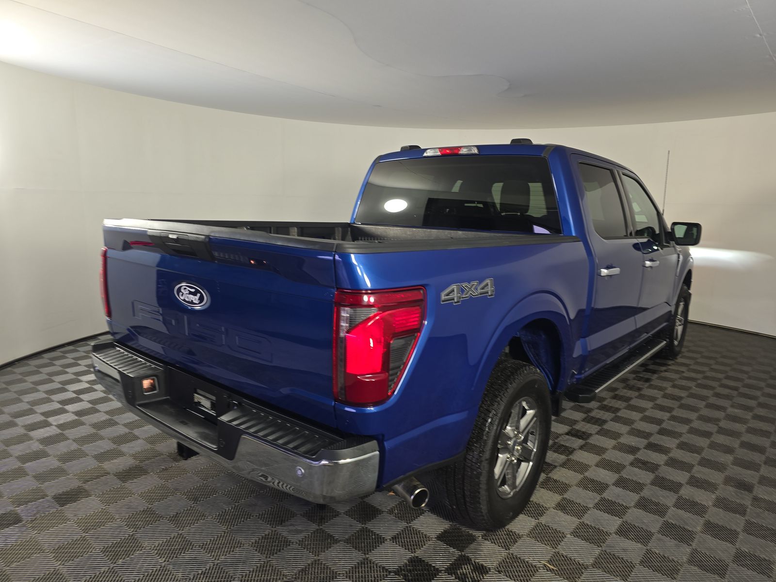 2025 Ford F-150 XLT AWD