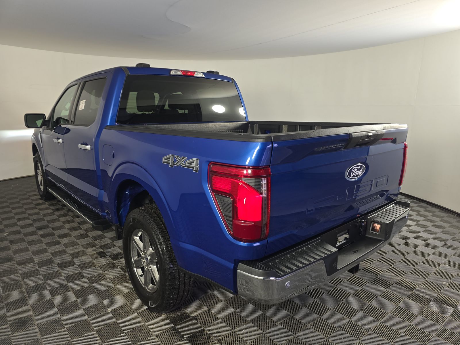 2025 Ford F-150 XLT AWD