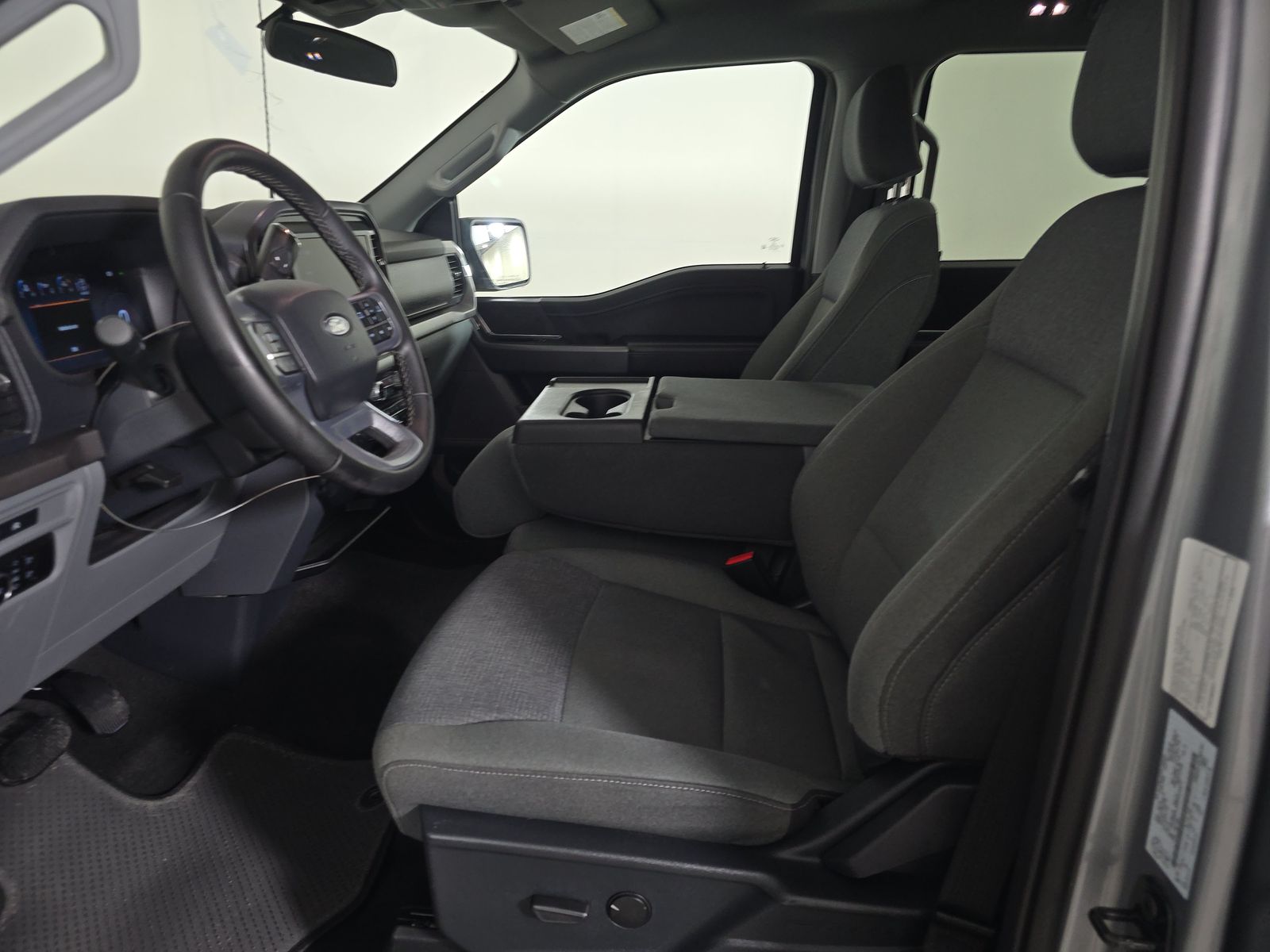 2025 Ford F-150 XLT AWD