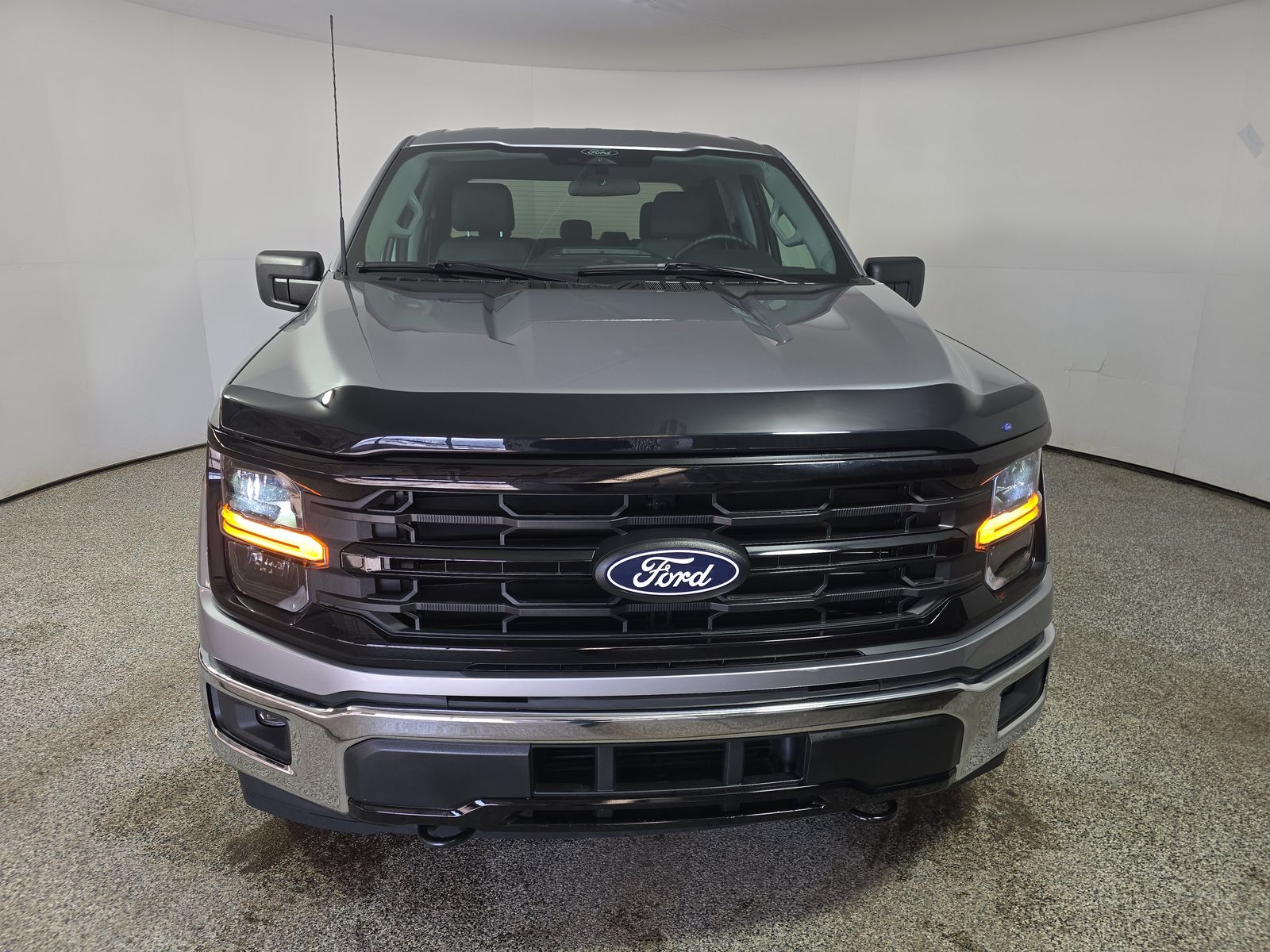 2025 Ford F-150 XLT AWD