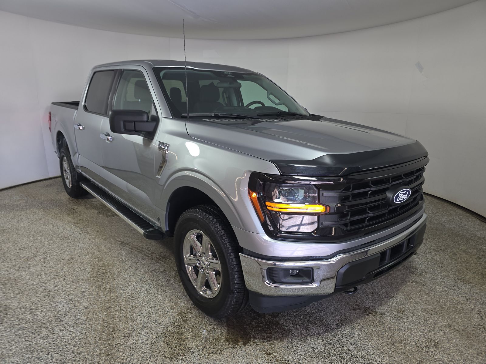 2025 Ford F-150 XLT AWD