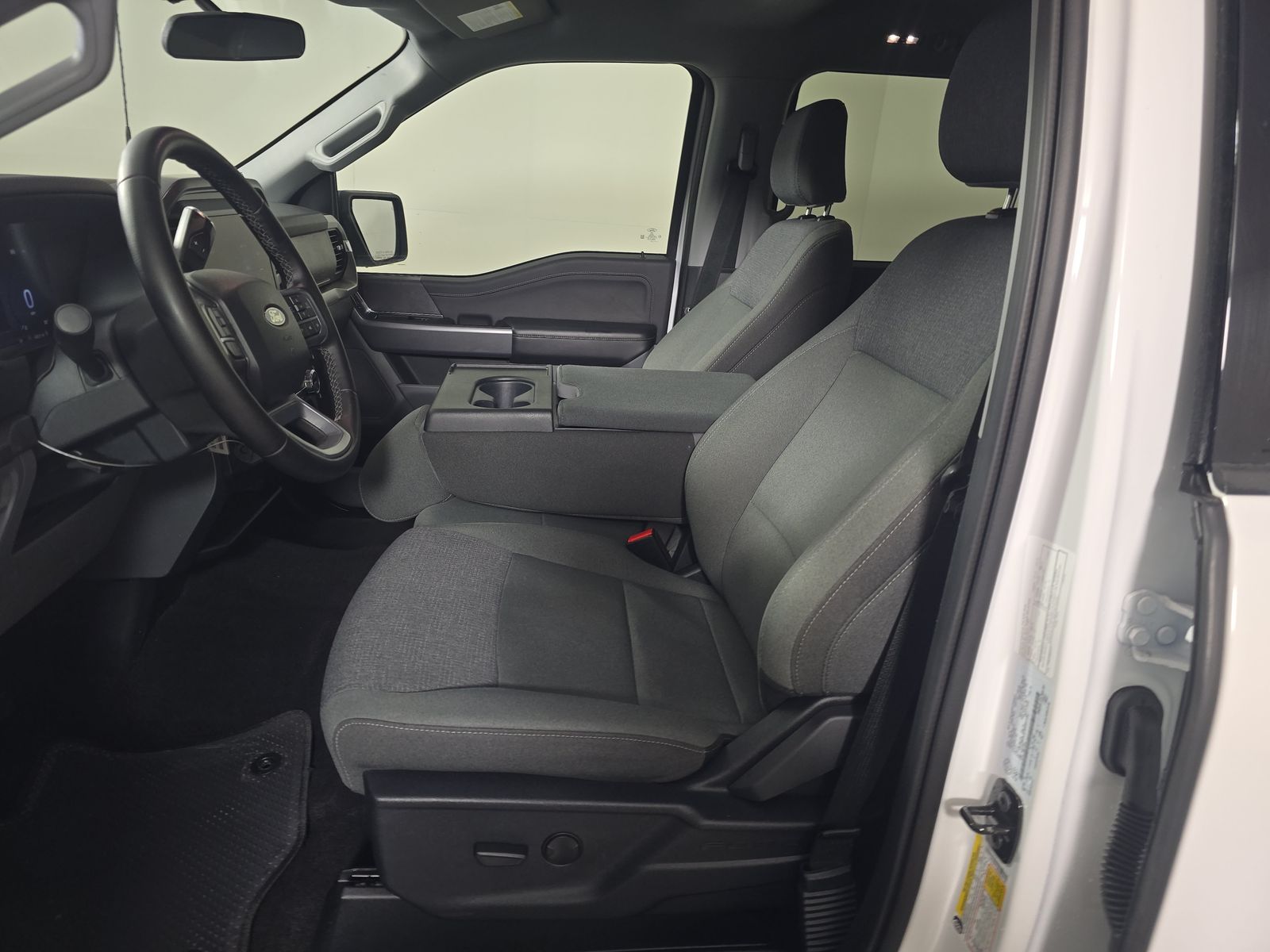 2025 Ford F-150 XLT AWD