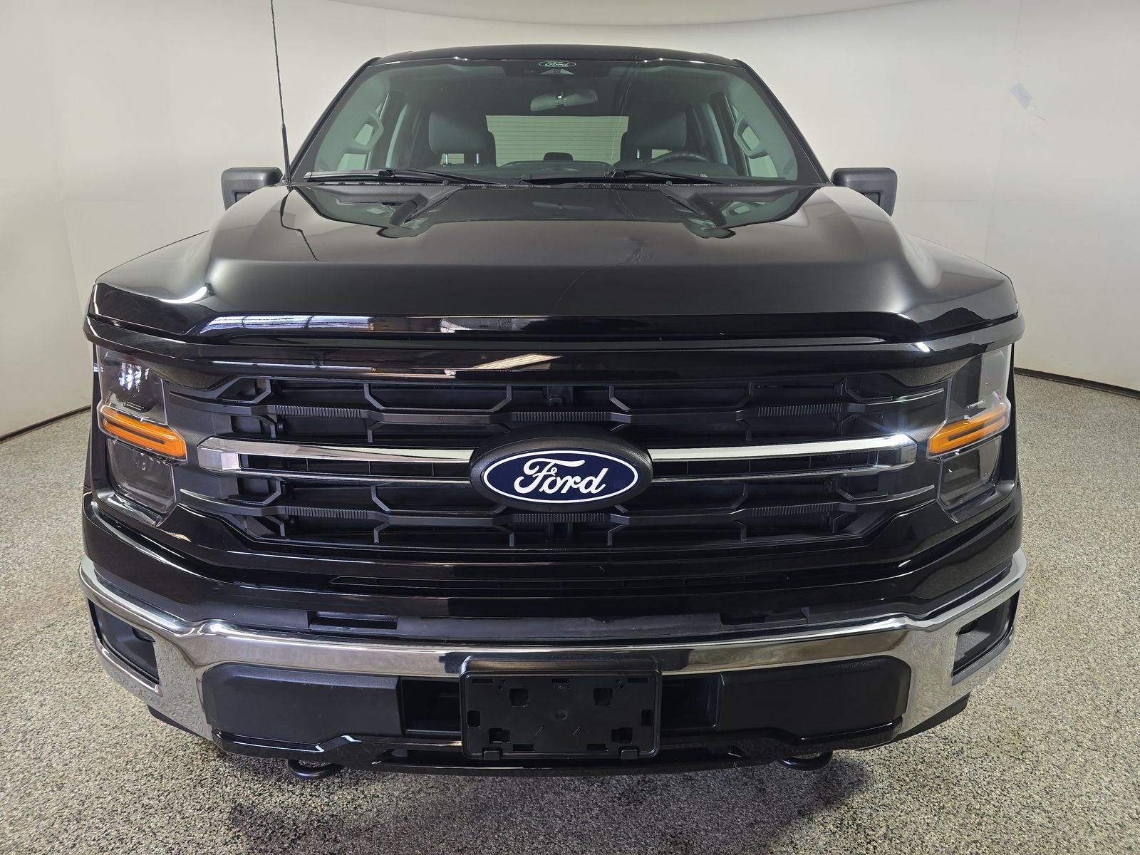 2025 Ford F-150 XLT AWD