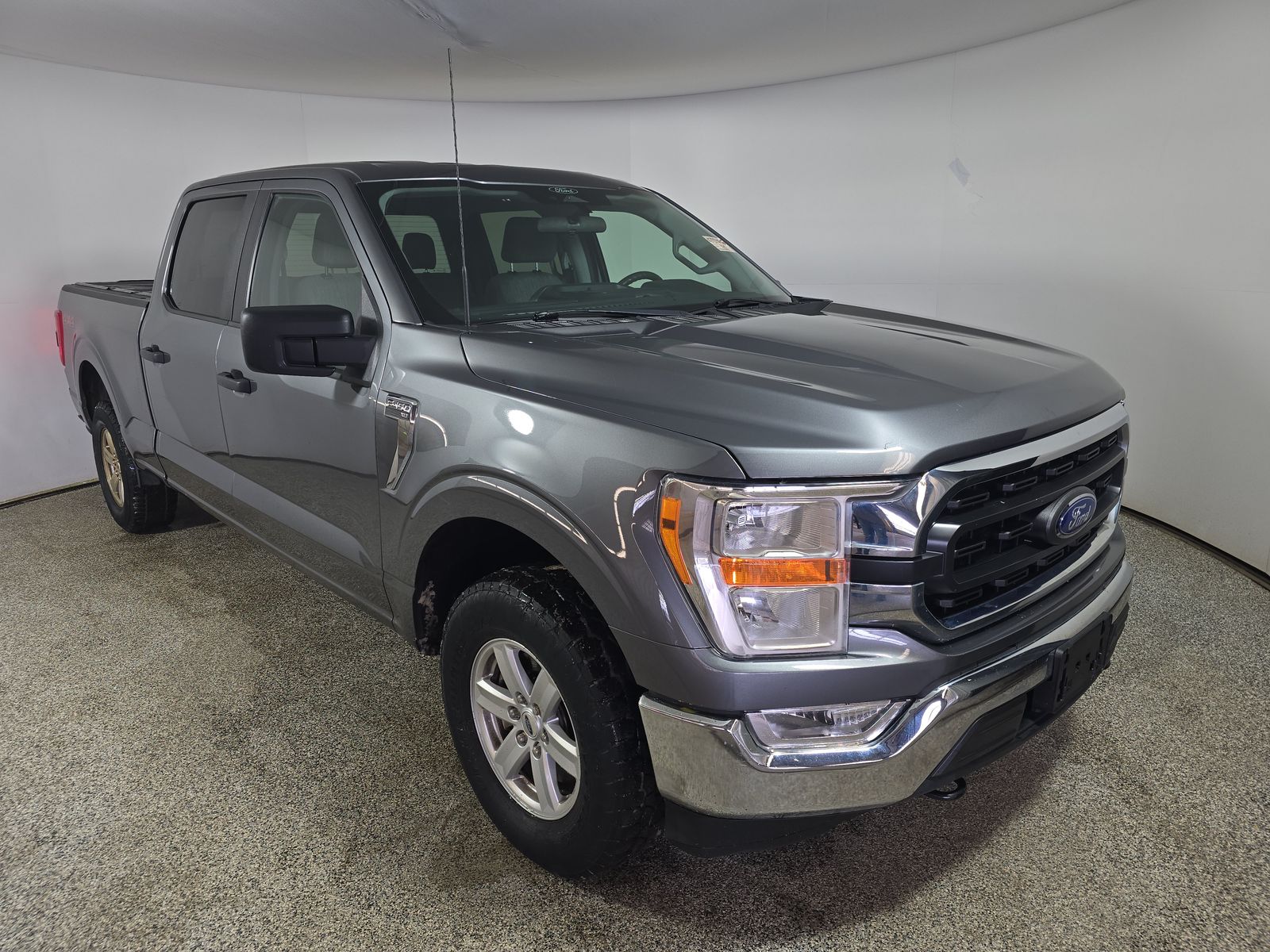 2022 Ford F-150 XLT AWD