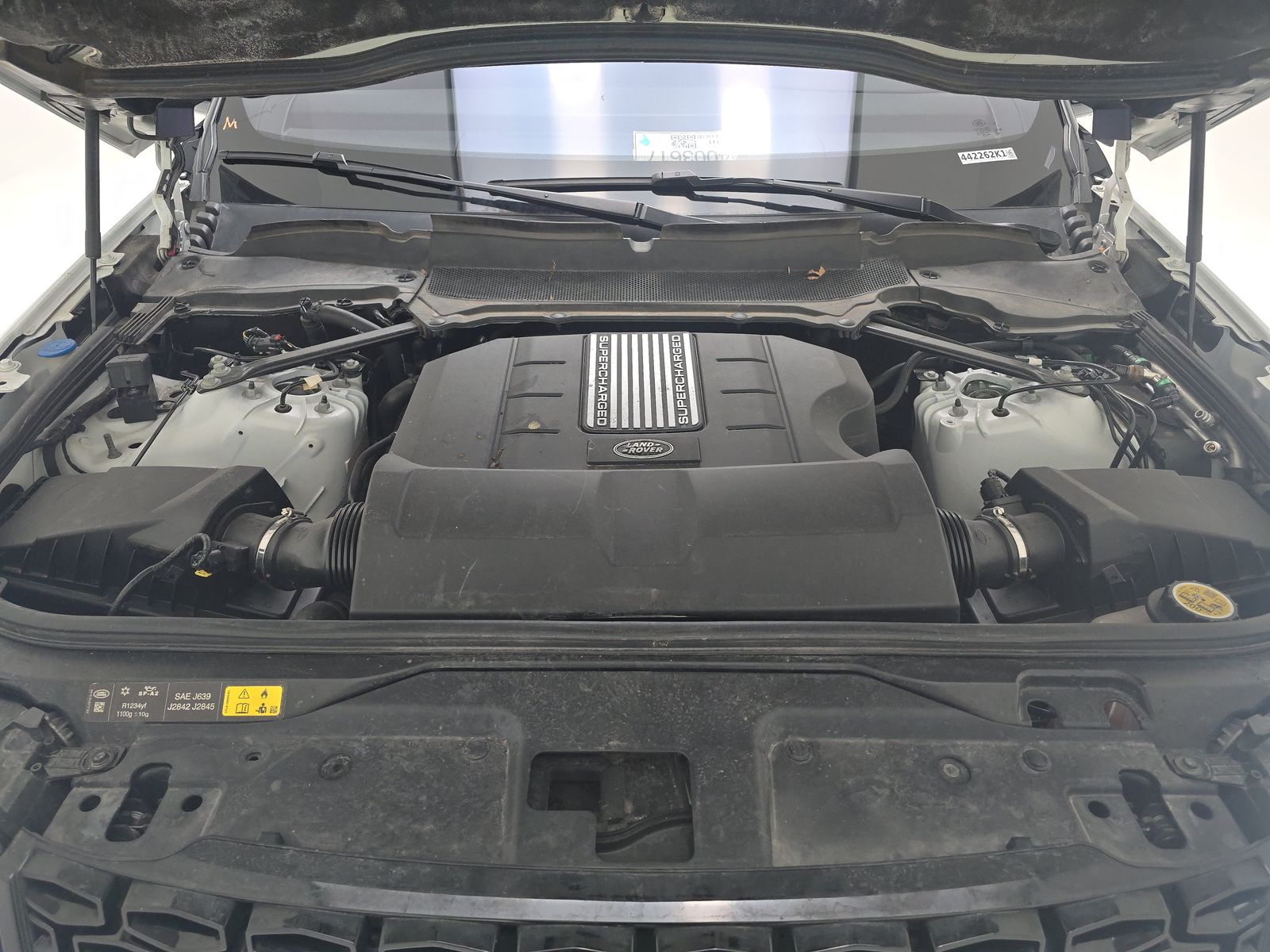 2020 Land Rover Discovery Landmark Edition AWD