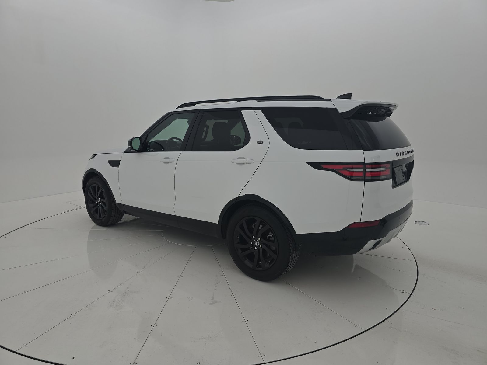 2020 Land Rover Discovery Landmark Edition AWD