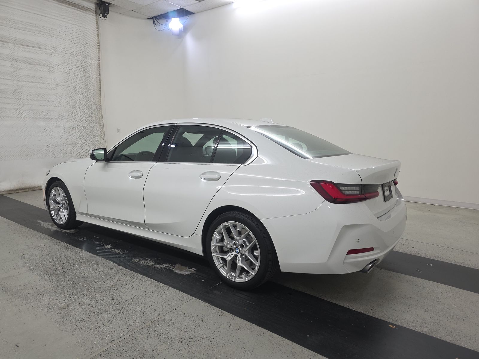 2025 BMW 3 Series 330i RWD