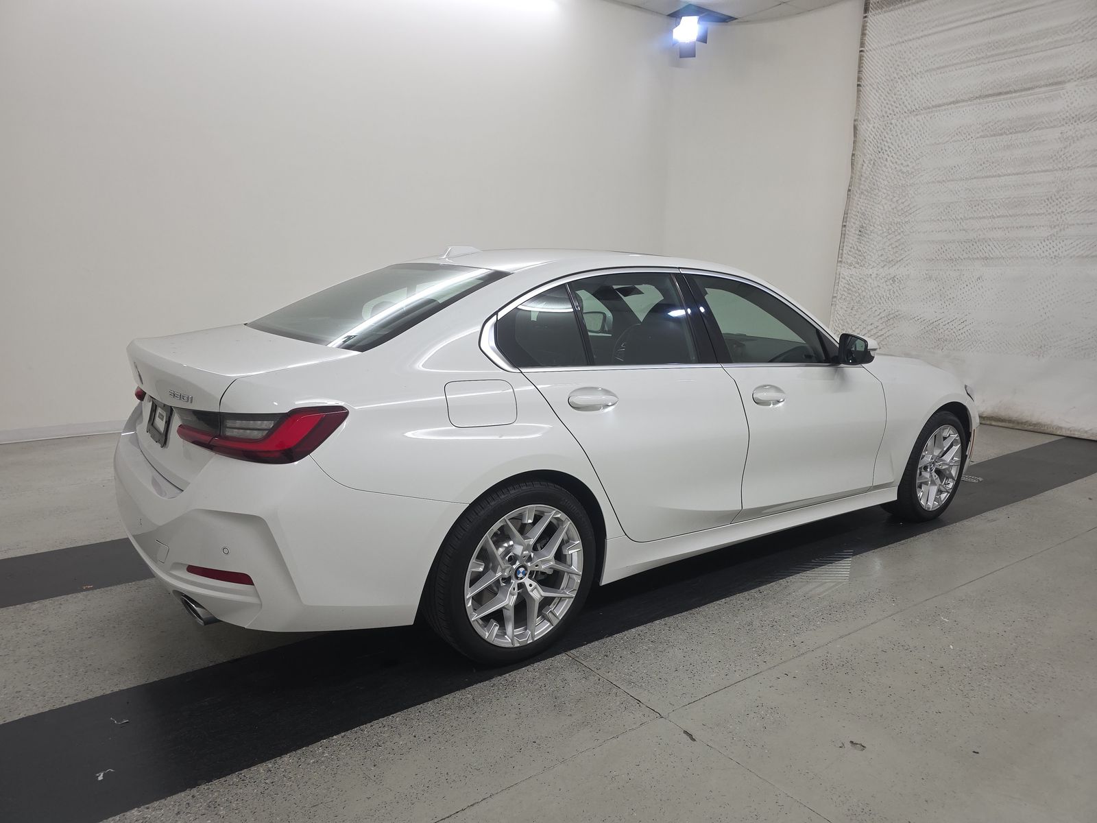 2025 BMW 3 Series 330i RWD