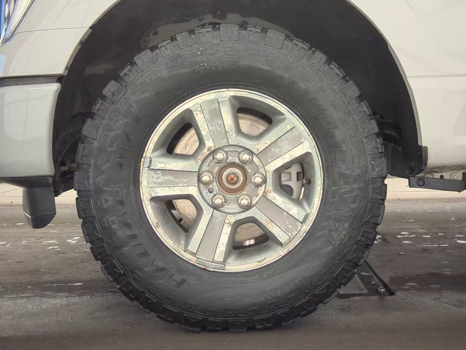 2023 Ford F-150 Lariat AWD