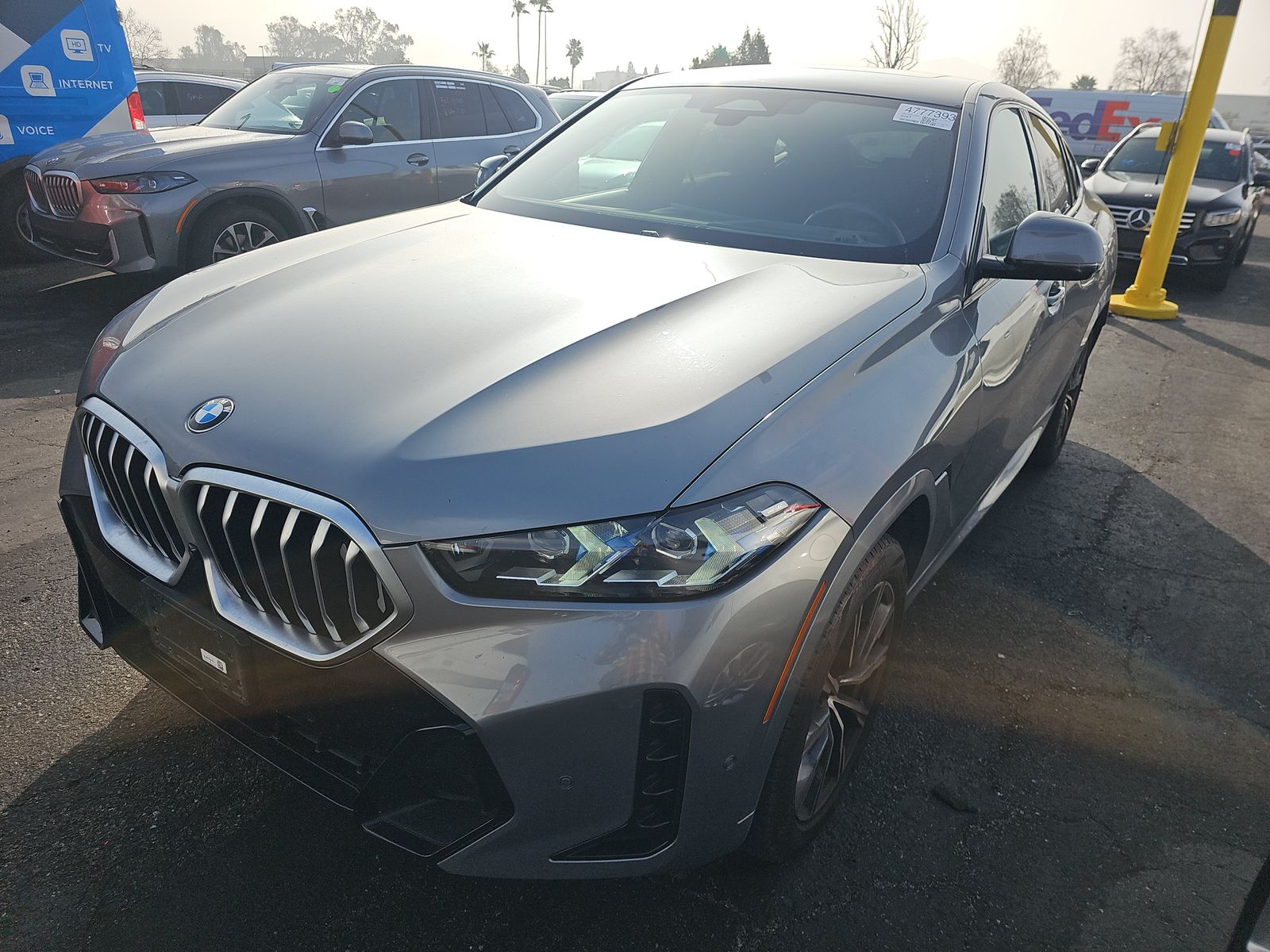 2025 BMW X6 Sports Activity Coupe xDrive40i