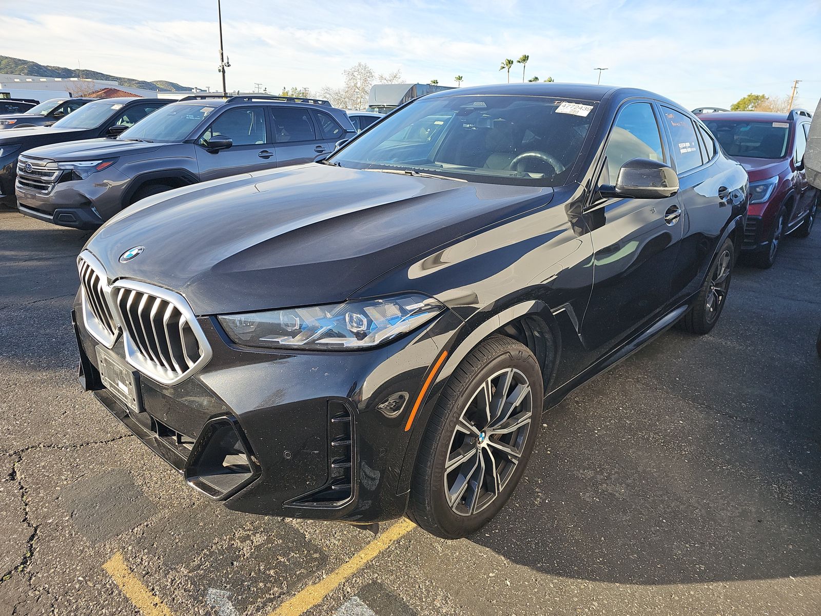 2025 BMW X6 Sports Activity Coupe xDrive40i