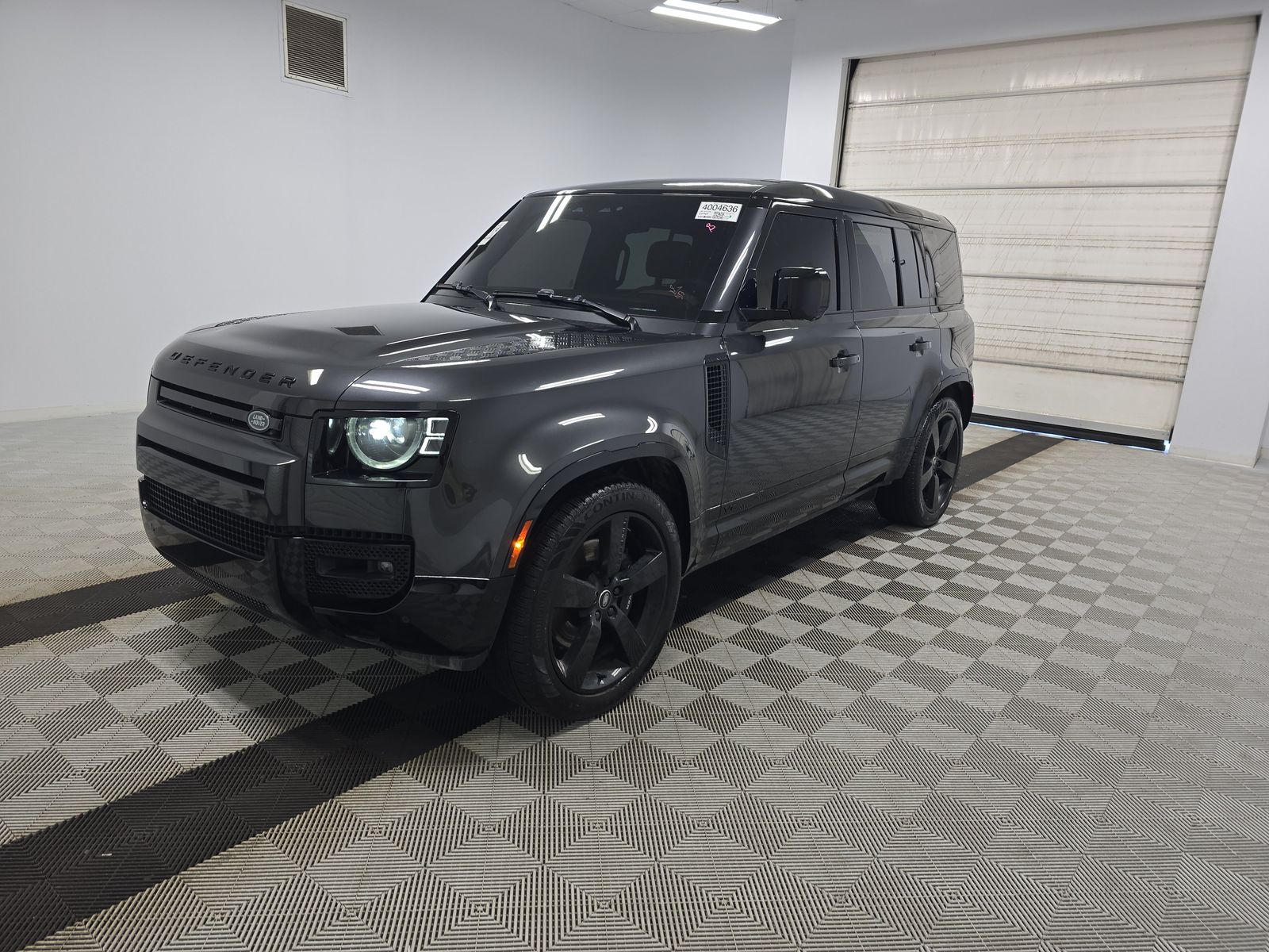 2023 Land Rover Defender 110 V8 Carpathian Edition AWD