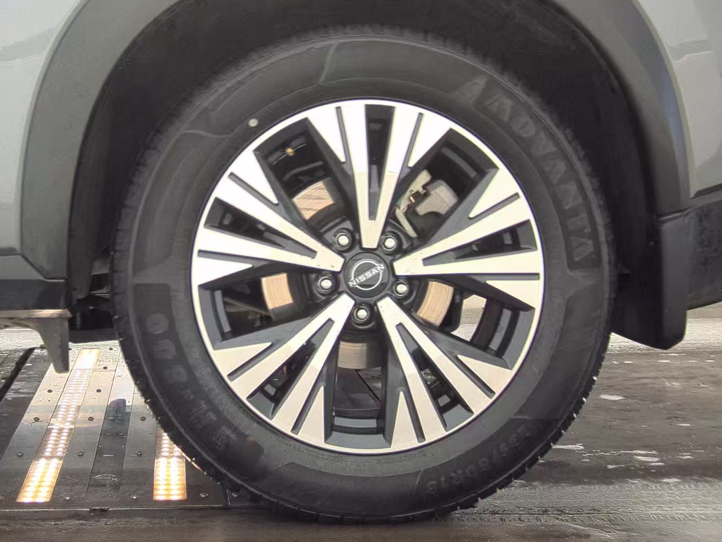 2023 Nissan Rogue SV FWD