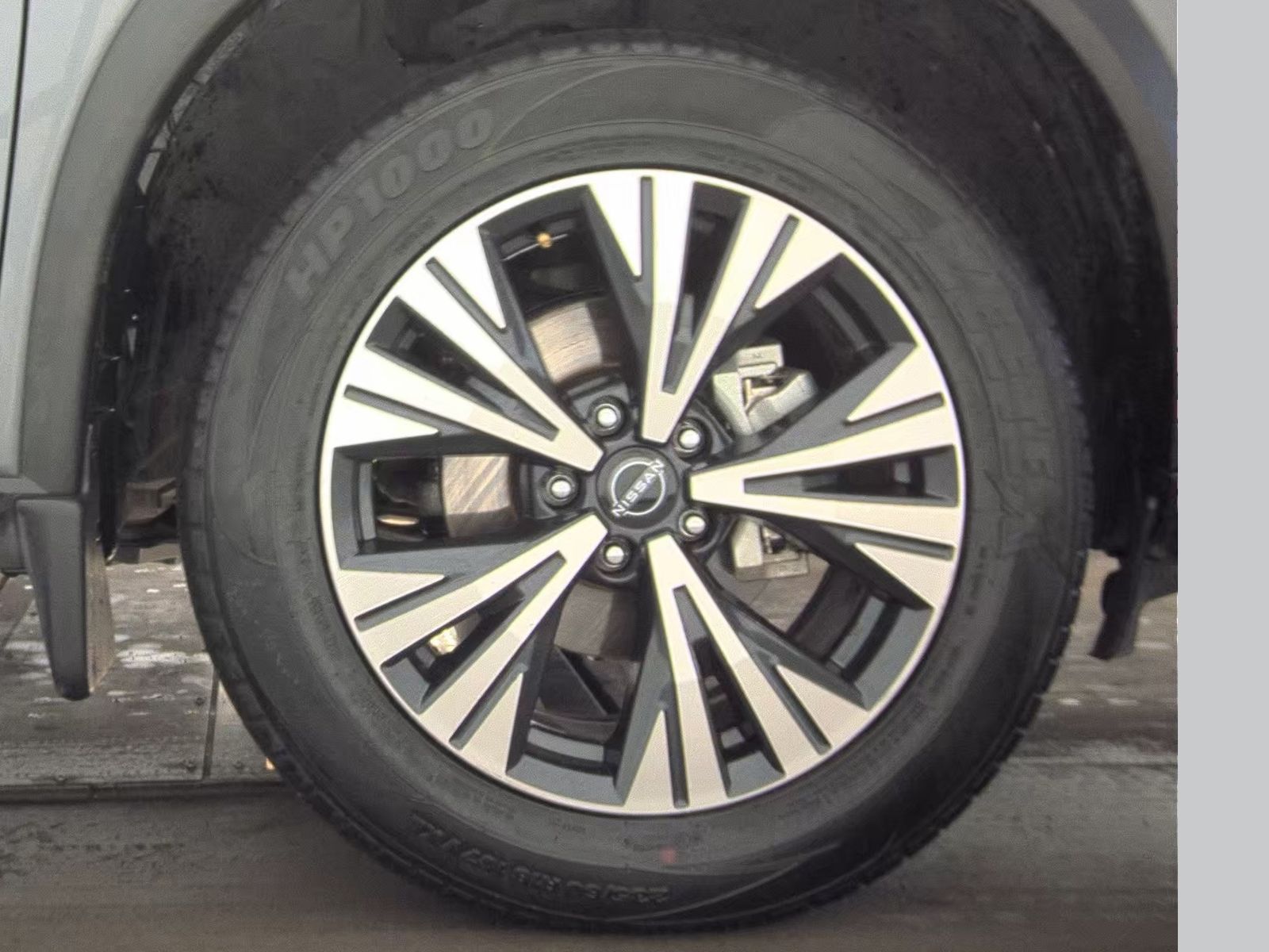 2023 Nissan Rogue SV FWD