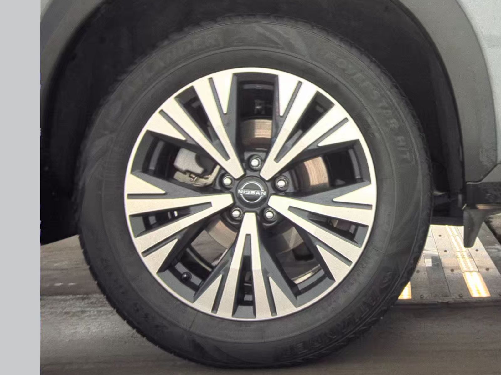 2023 Nissan Rogue SV FWD