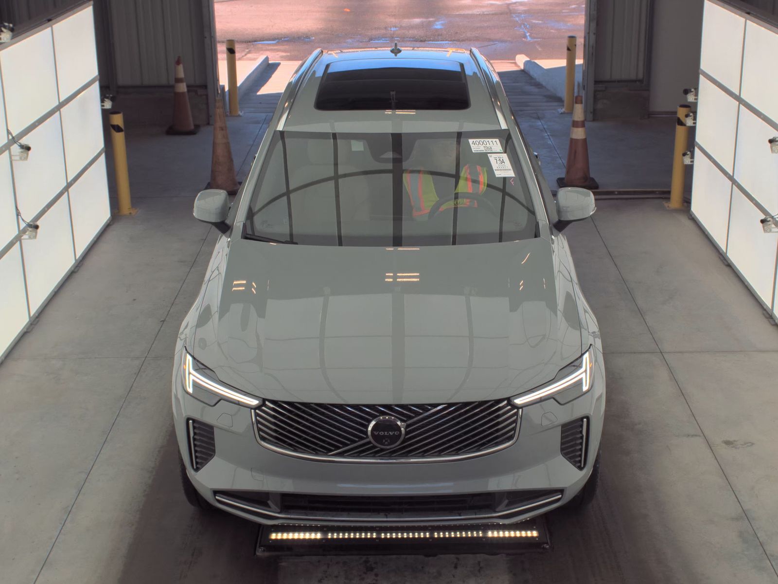 2025 Volvo XC90 B5 Plus AWD