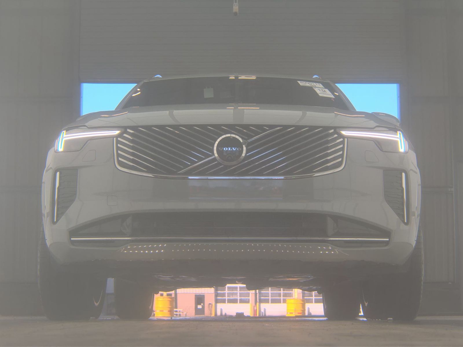 2025 Volvo XC90 B5 Plus AWD