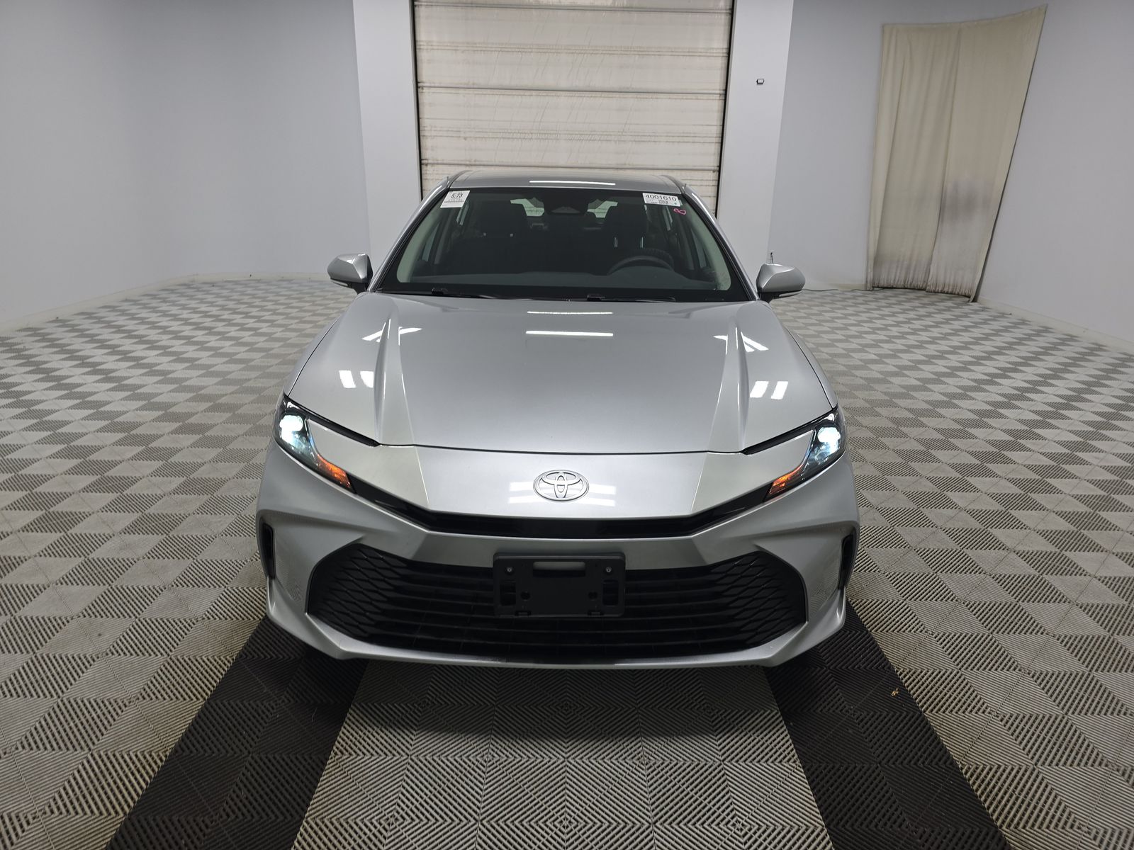 2025 Toyota Camry LE FWD