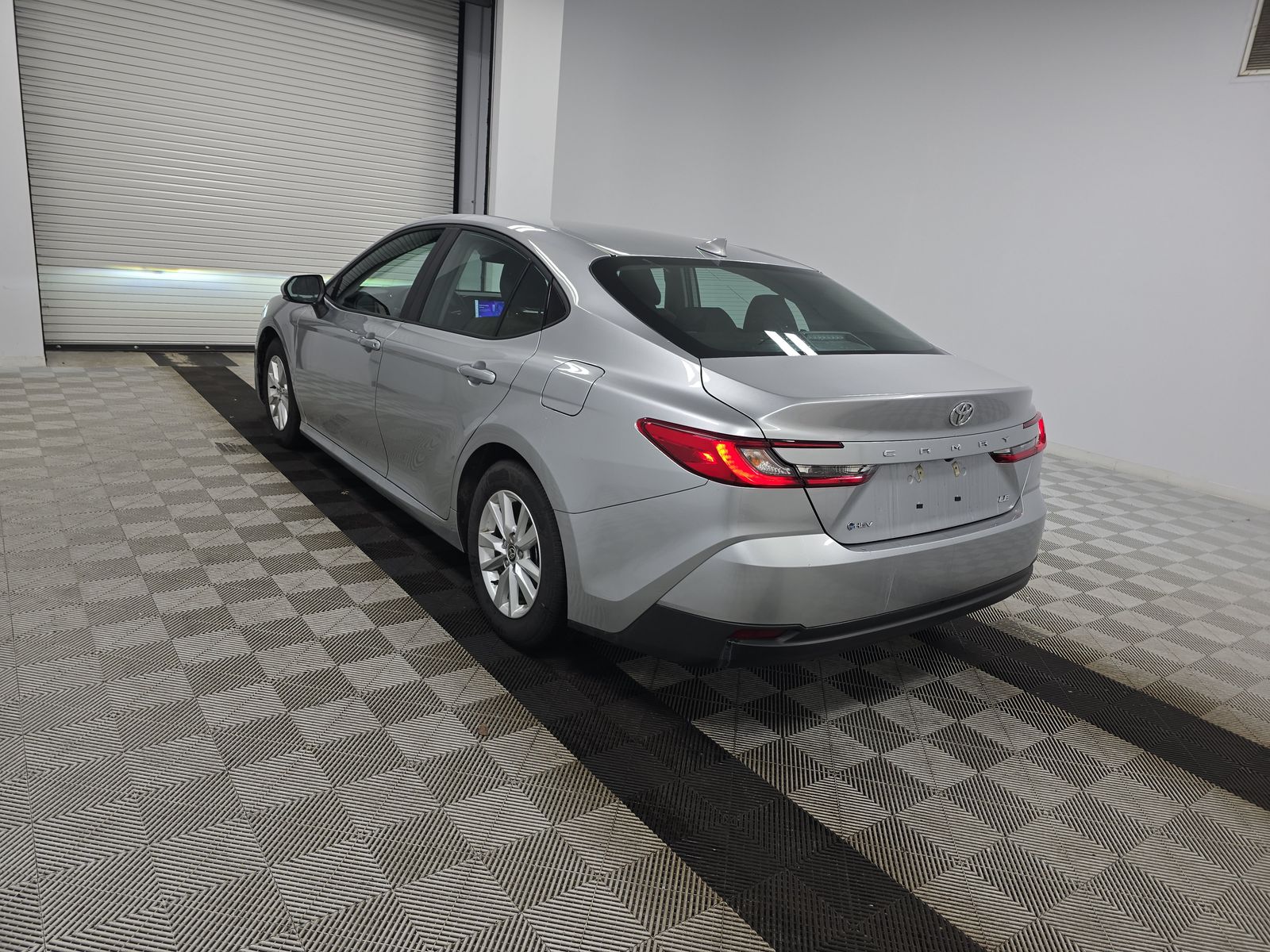 2025 Toyota Camry LE FWD