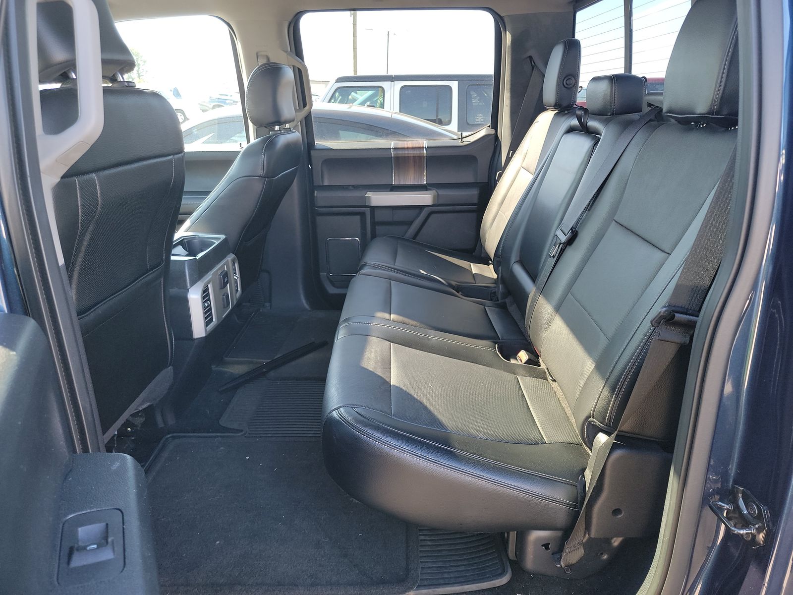 2015 Ford F-150 Lariat AWD