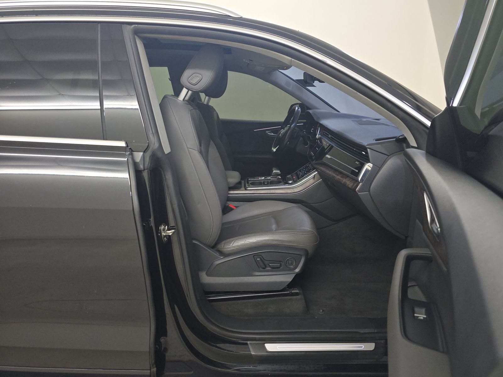 2019 Audi Q8 Premium Plus AWD