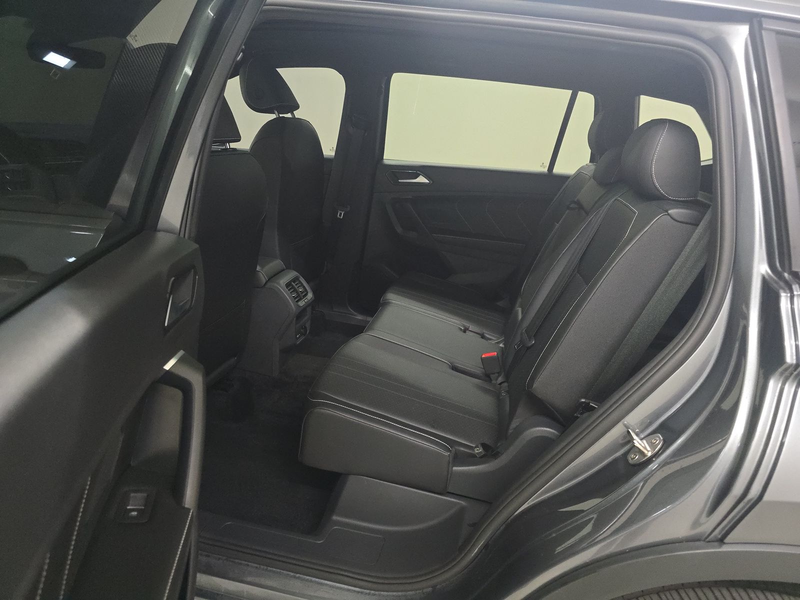 2024 Volkswagen Tiguan 2.0T SE R-Line Black FWD