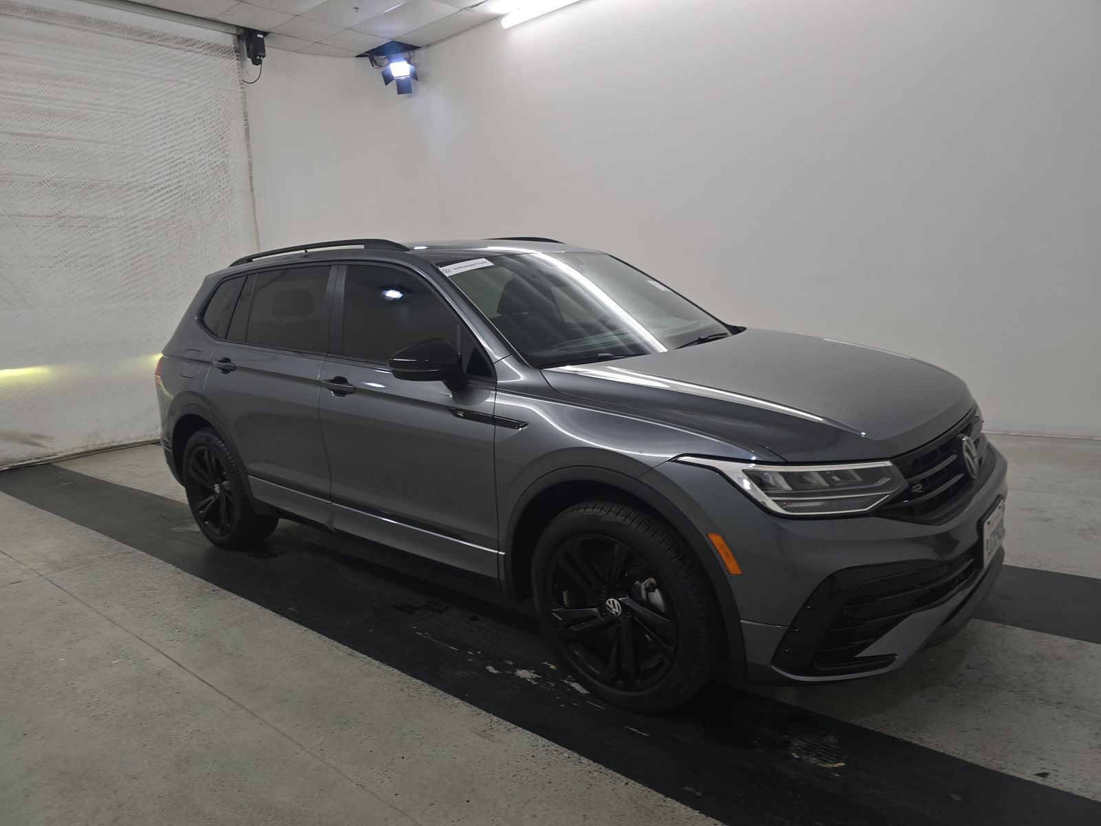 2024 Volkswagen Tiguan 2.0T SE R-Line Black FWD