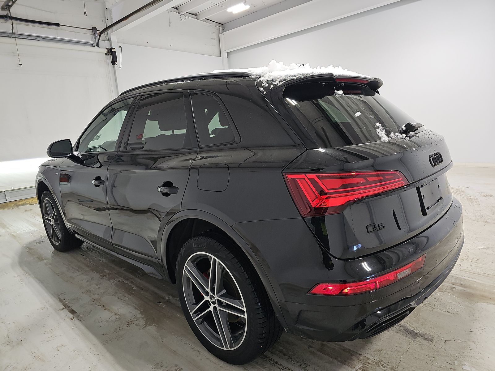 2025 Audi Q5 e Plug-In Hybrid S line Premium Plus AWD