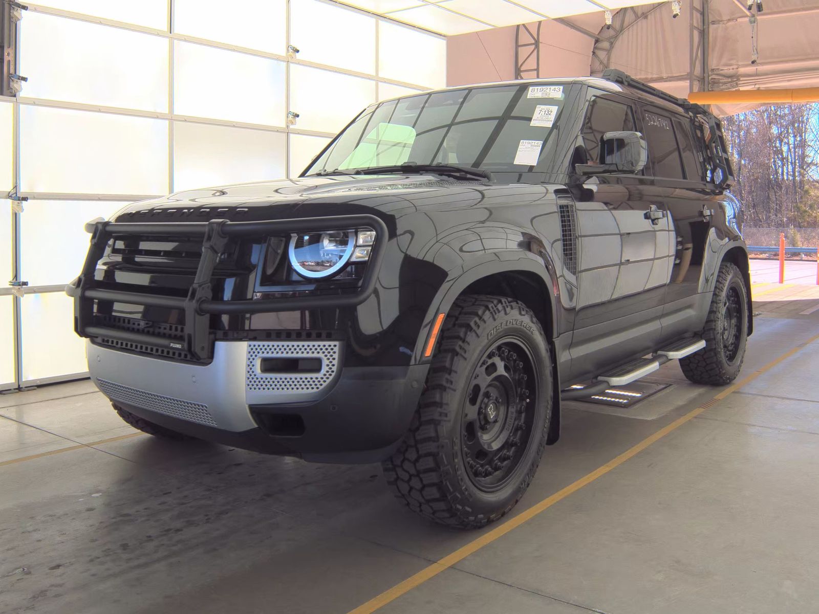 2023 Land Rover Defender 110 30th Anniversary Edition AWD
