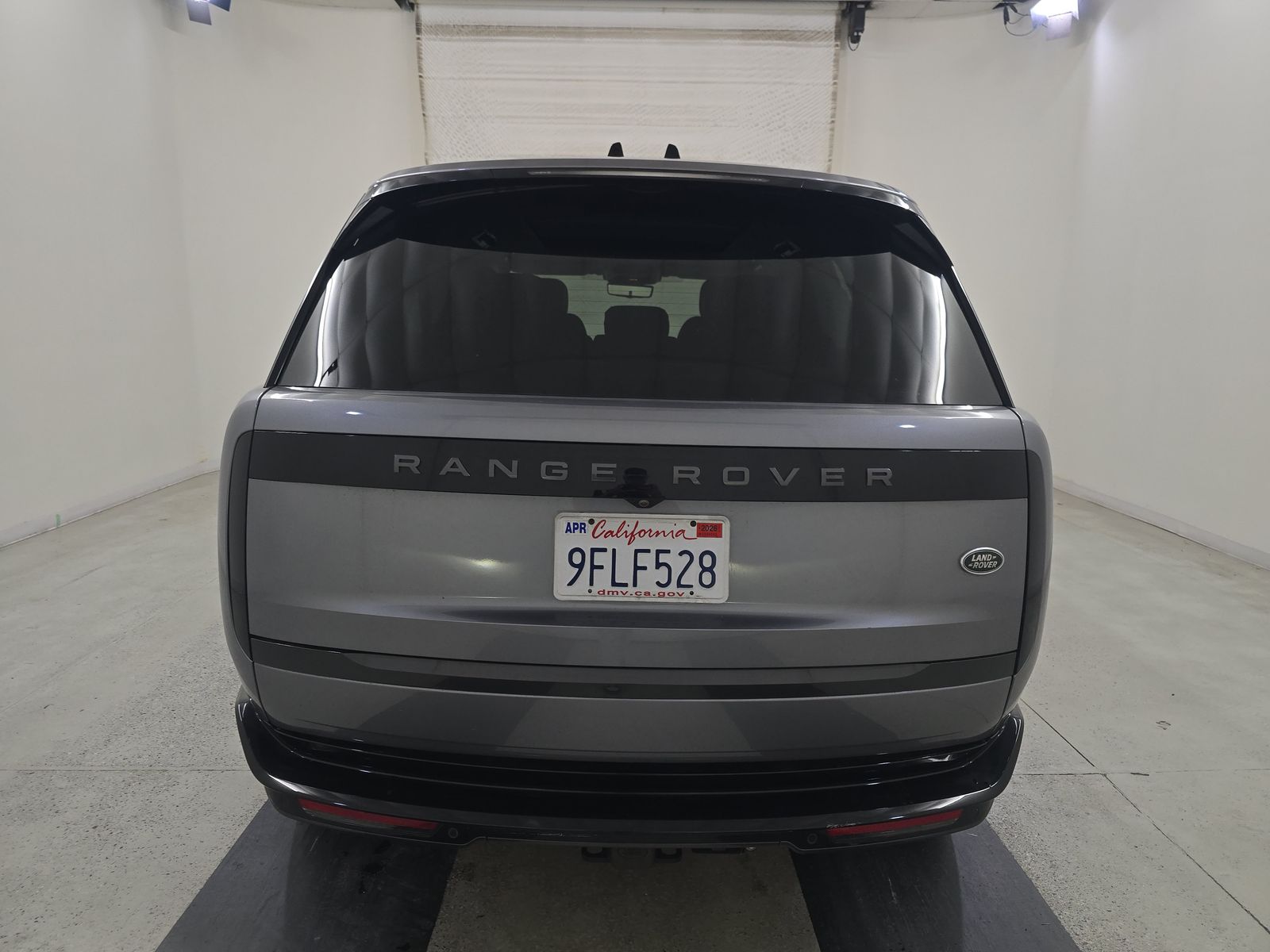 2023 Land Rover Range Rover SE LWB AWD