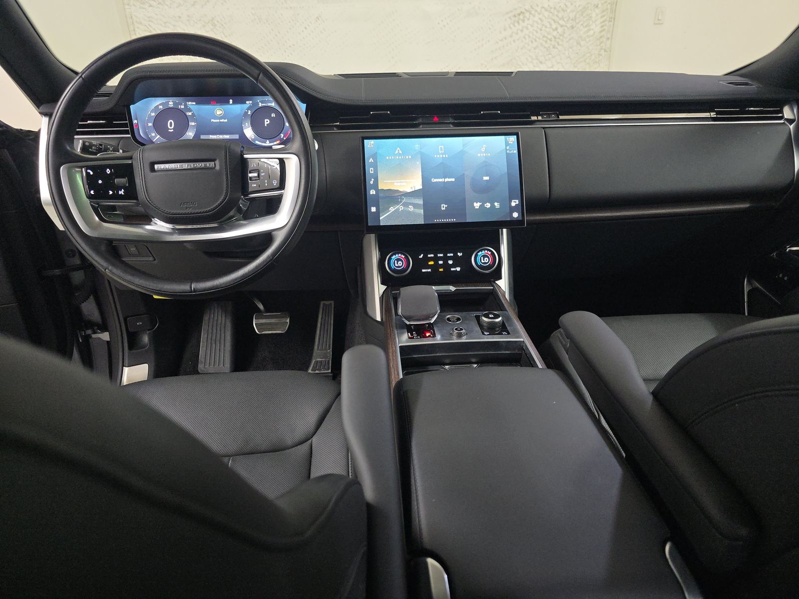 2023 Land Rover Range Rover SE LWB AWD