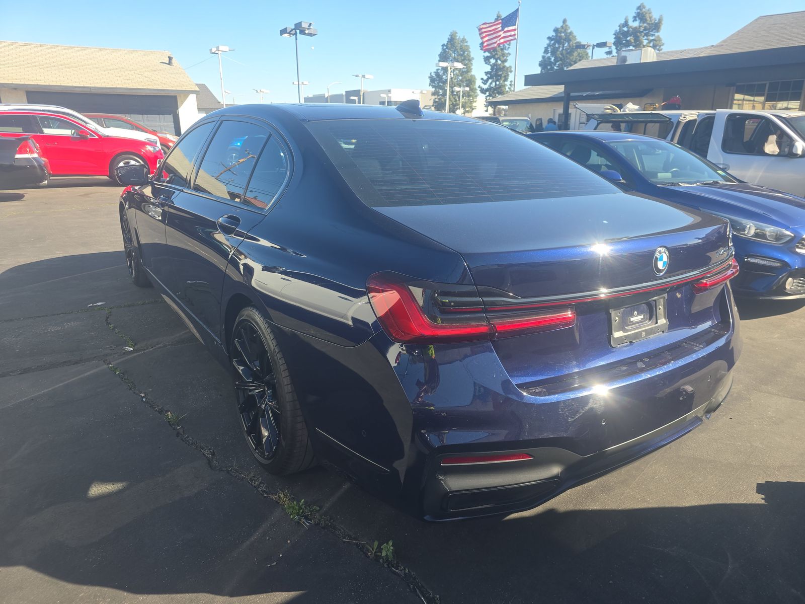 2022 BMW 7 Series 740i RWD