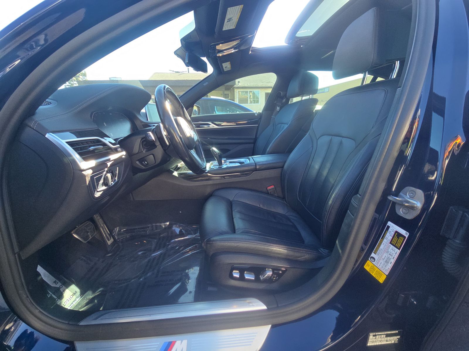 2022 BMW 7 Series 740i RWD