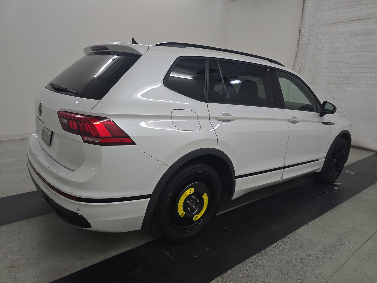 2024 Volkswagen Tiguan 2.0T SE R-Line Black FWD