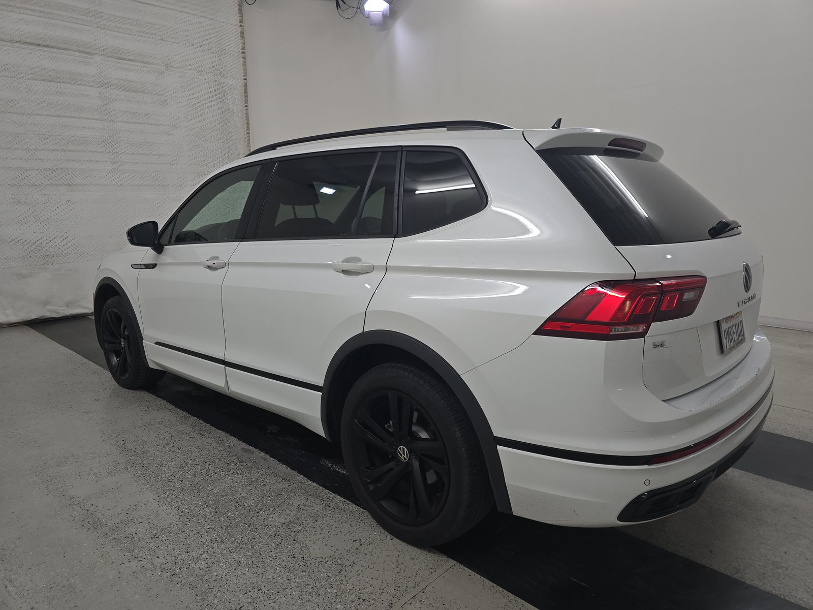 2024 Volkswagen Tiguan 2.0T SE R-Line Black FWD