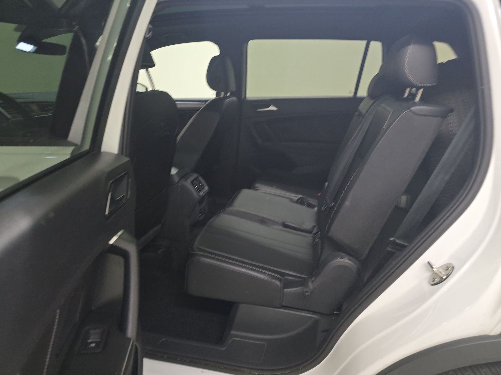 2024 Volkswagen Tiguan 2.0T SE R-Line Black FWD