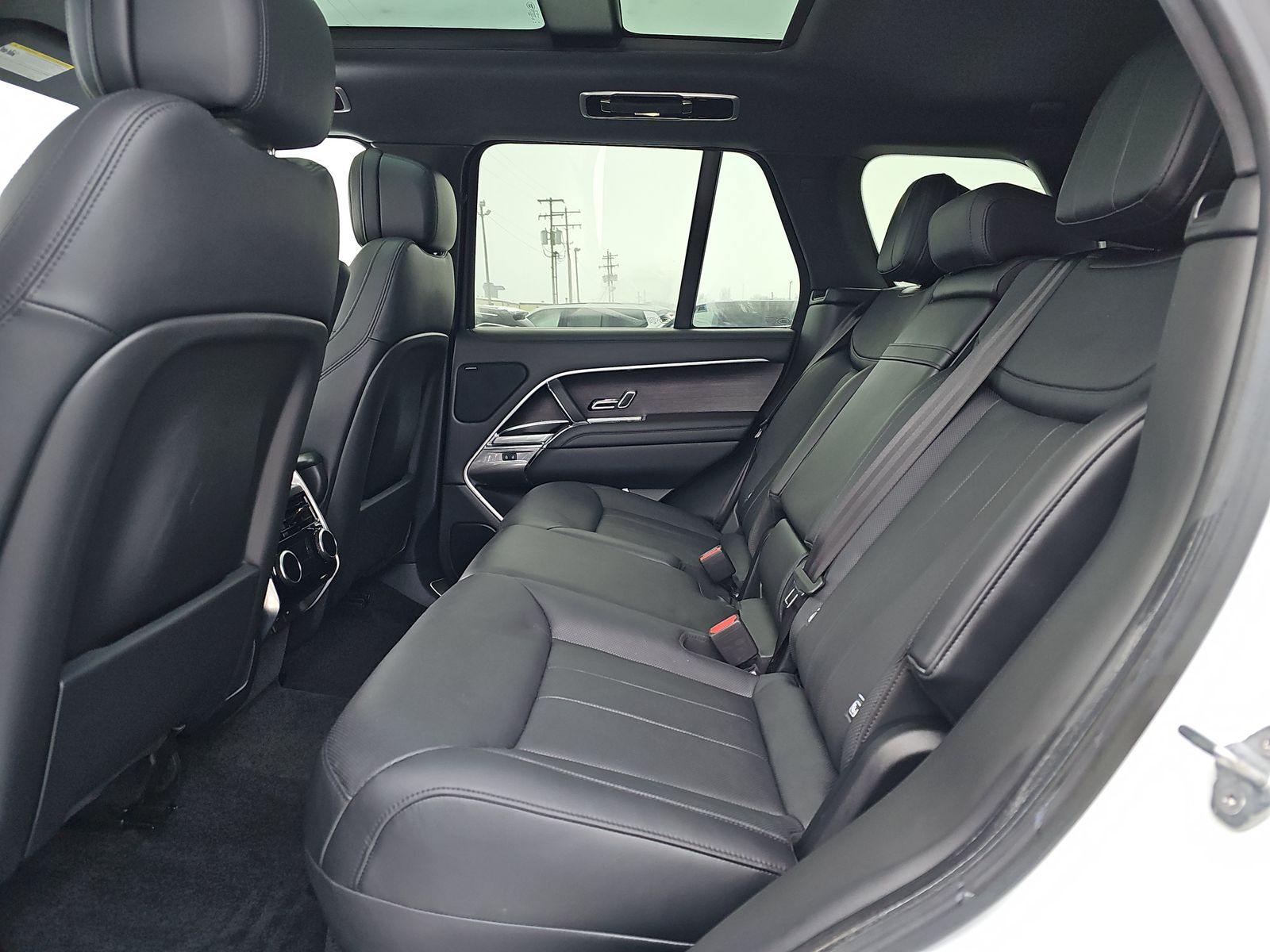 2023 Land Rover Range Rover SE AWD