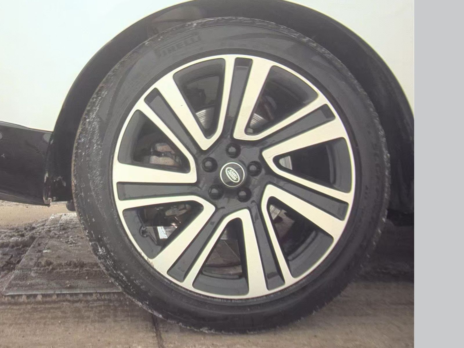 2023 Land Rover Range Rover SE AWD