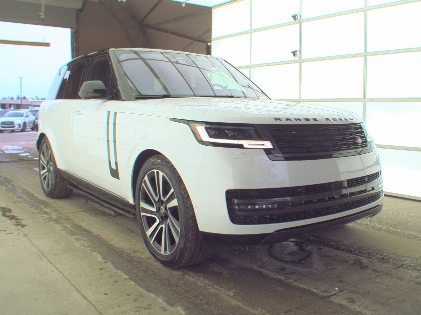2023 Land Rover Range Rover SE AWD