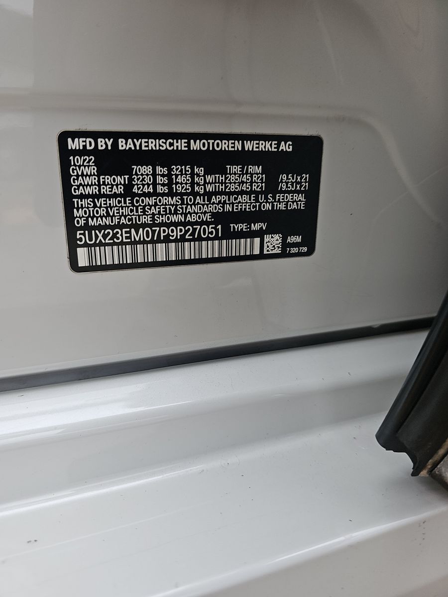 2023 BMW X7 xDrive40i AWD