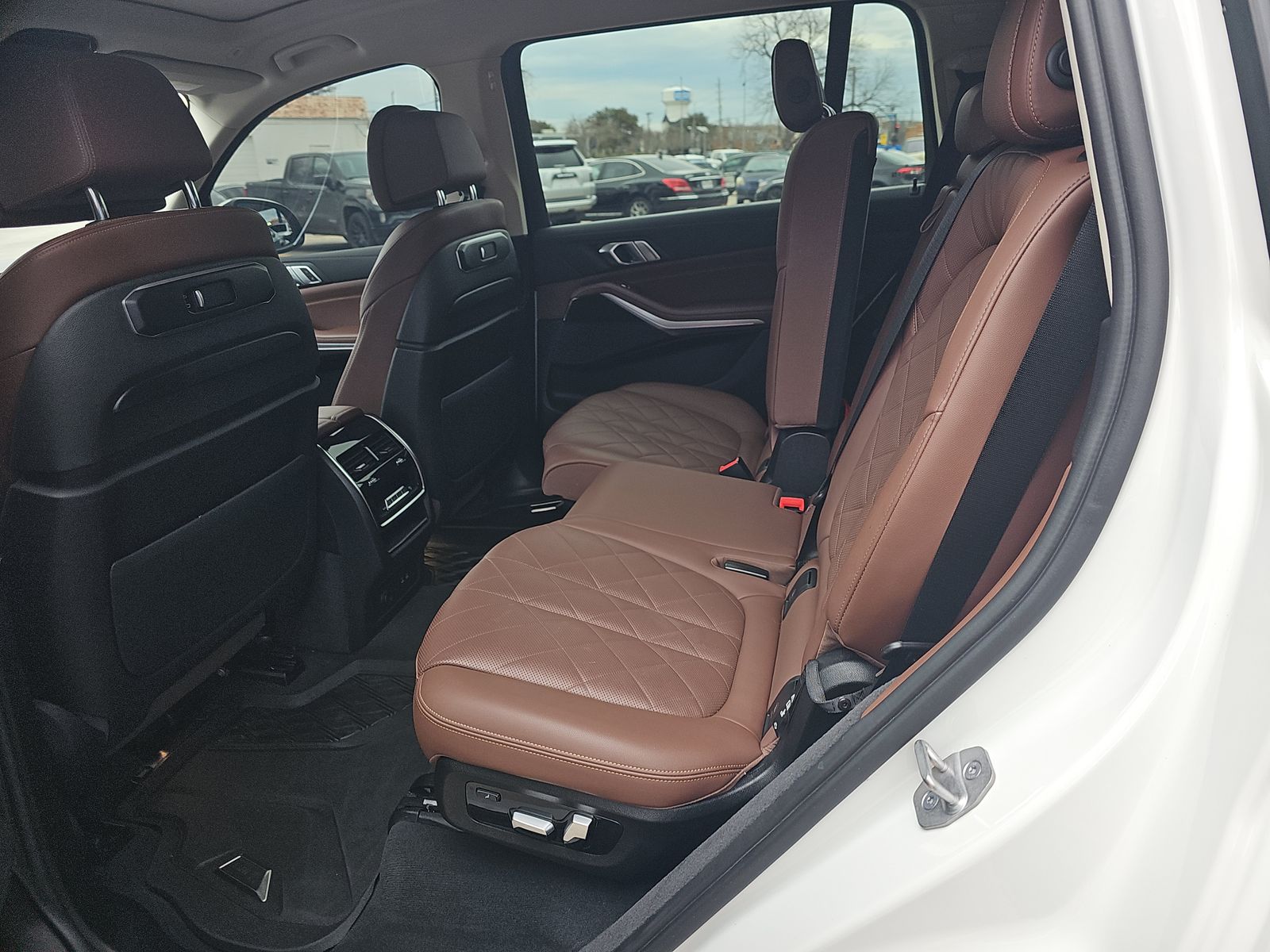 2023 BMW X7 xDrive40i AWD