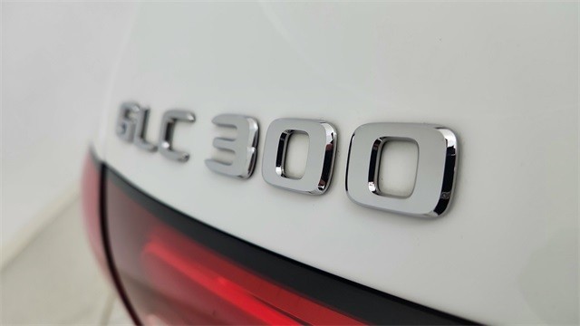 2025 Mercedes-Benz GLC GLC 300 RWD