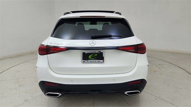 2025 Mercedes-Benz GLC GLC 300 RWD