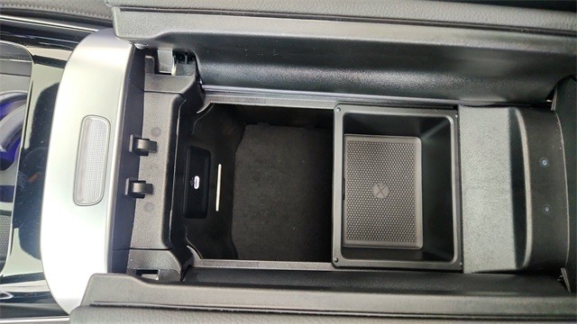 2025 Mercedes-Benz GLC GLC 300 RWD